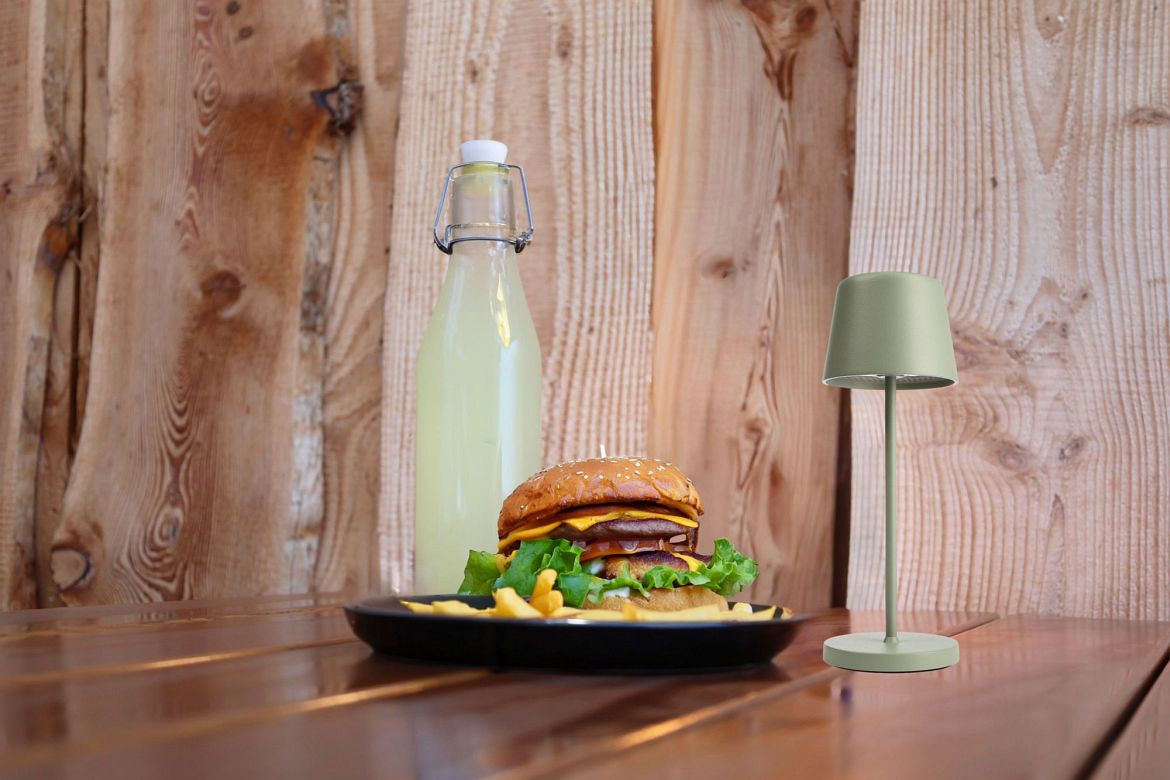 Deko-Light Lámpara de mesa a pilas CANIS MINI GASTRO con regulador táctil, con cargador, 15 piezas IP65, plomo oscuro, mate regulable Deko-Light Lámpara de mesa a pilas CANIS MINI GASTRO con regulador táctil, con cargador, 15 piezas IP65, plomo oscuro, mate regulable