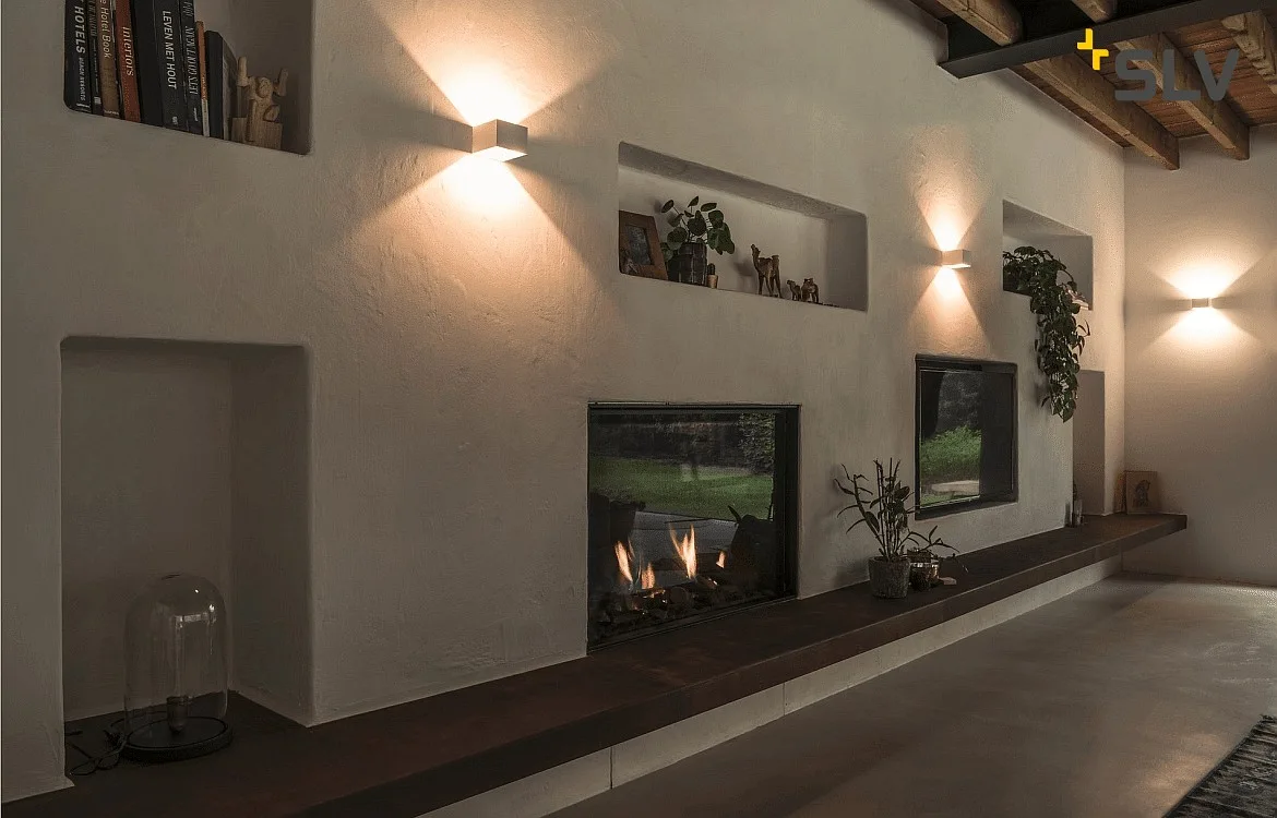 SLV Luminaria de pared LOGS IN DTW Arriba-Abajo, pequeño, Dim-To-Warm, indirecta IP20, blanco regulable SLV Luminaria de pared LOGS IN DTW Arriba-Abajo, pequeño, Dim-To-Warm, indirecta IP20, blanco regulable