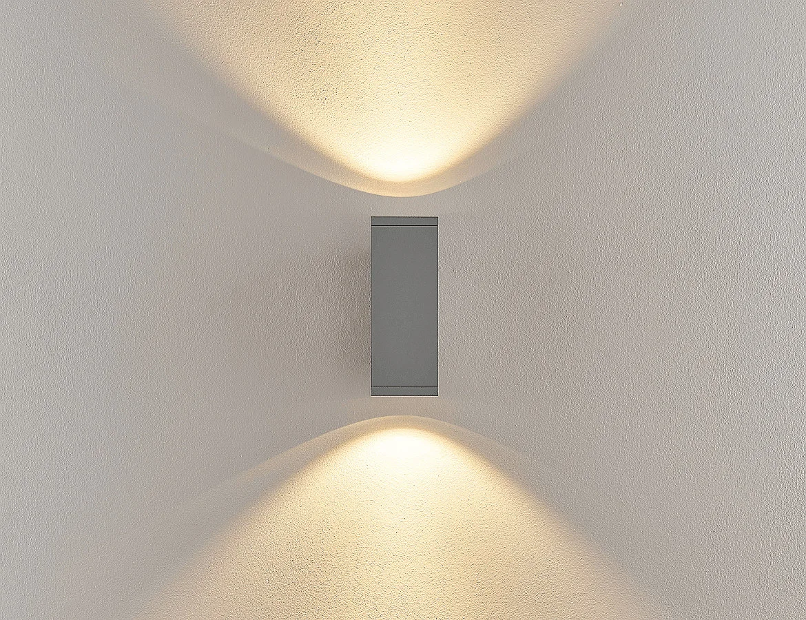 Deko-Light Foco para fachadas SHORELINE PRO LED SQUARE 70 UP&DOWN de 2 llamas, angular, CCT Switch IP65, gris claro regulable Deko-Light Foco para fachadas SHORELINE PRO LED SQUARE 70 UP&DOWN de 2 llamas, angular, CCT Switch IP65, gris claro regulable