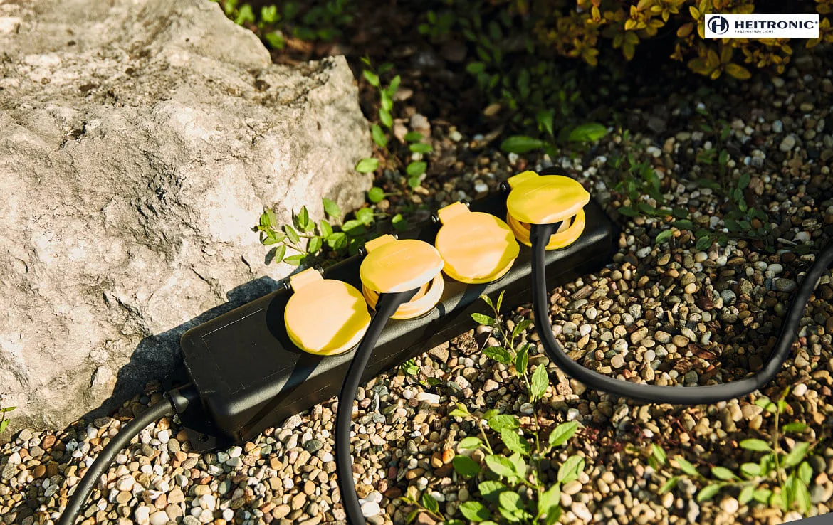 HEITRONIC Regleta de alimentación 4 veces, negro HEITRONIC Regleta de alimentación 4 veces, negro