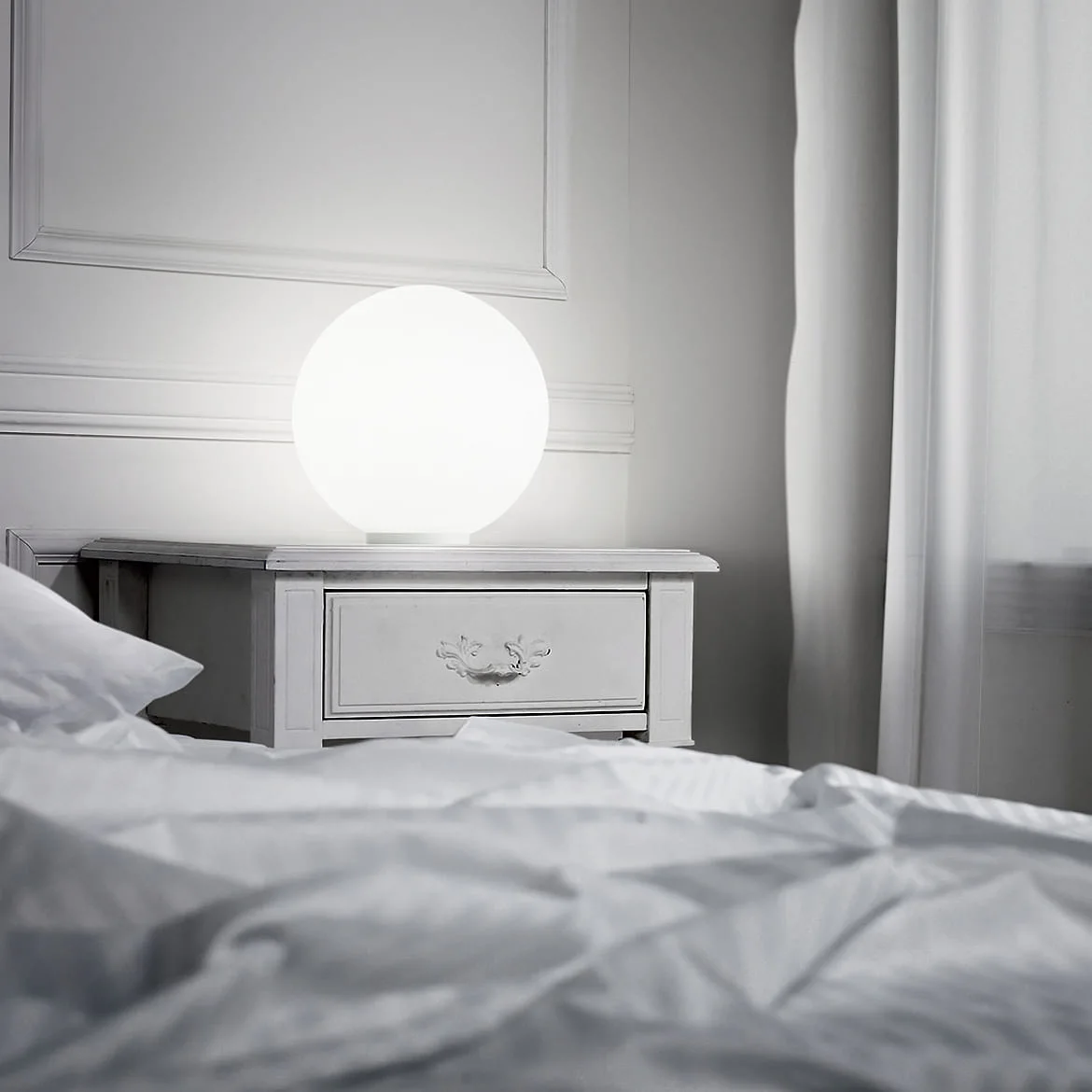 Ideal Lux Table lamp MAPA BIANCO TL1 D30, E27, Ø 30cm, white Ideal Lux Table lamp MAPA BIANCO TL1 D30, E27, Ø 30cm, white