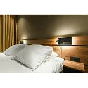 SLV Luminaria de pared SOMNILA SPOT INDOOR con conexión USB, negro