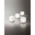 Fabas Luce Luminaria de mesa BRENTA forma de cubo, con sensor, regulable IP20, níquel satinado, blanco regulable