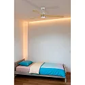 Faro Ventilador de techo LANTAU L con mando a distancia IP20, níquel mate, pino