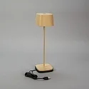 Konstsmide Lámpara de mesa a pilas CAPRI USB angular IP54, color arenoso regulable