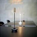 SIGOR Lámpara de mesa a pilas NUCANDLE con regulador táctil IP54, brillante, cobre, negro regulable