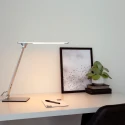Steinhauer Luminaria de mesa SERENADE giratorio, CCT Switch, inclinable, con regulador táctil IP20, acero cepillado regulable